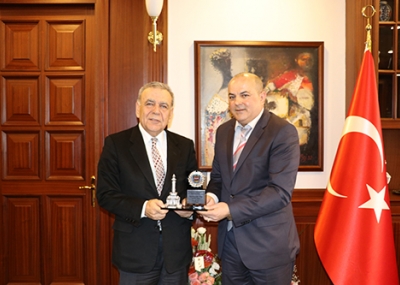 Makam Ziyaretleri